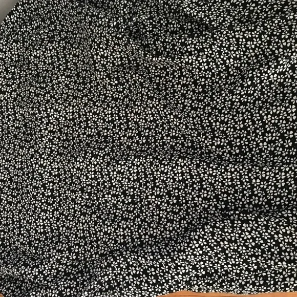 9. Reformation Jorja Top in Ansel - Picture 4 of 16